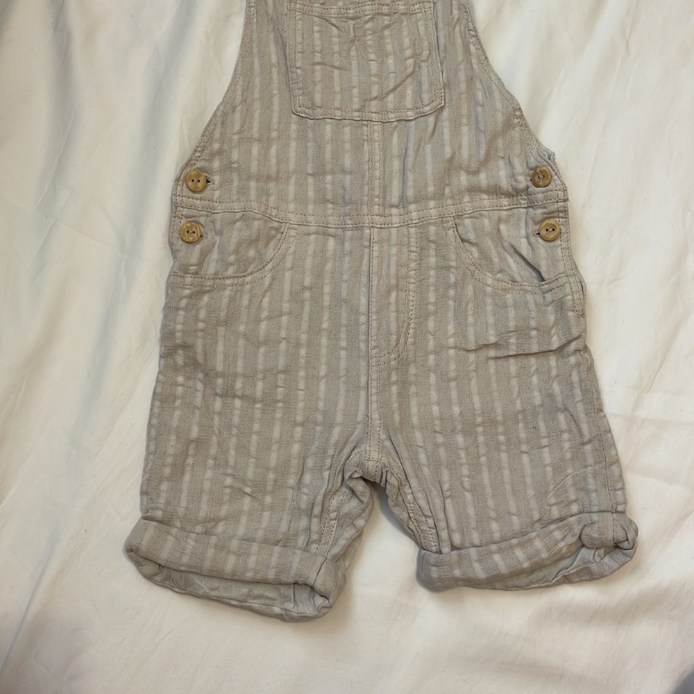 Toddler shortalls - Picture 3 of 3